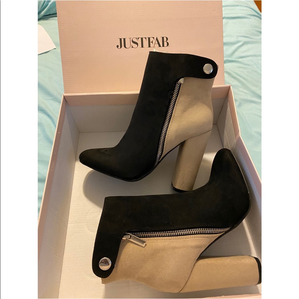 Just Fab Nude / Black Booties